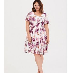 Torrid floral midi dress